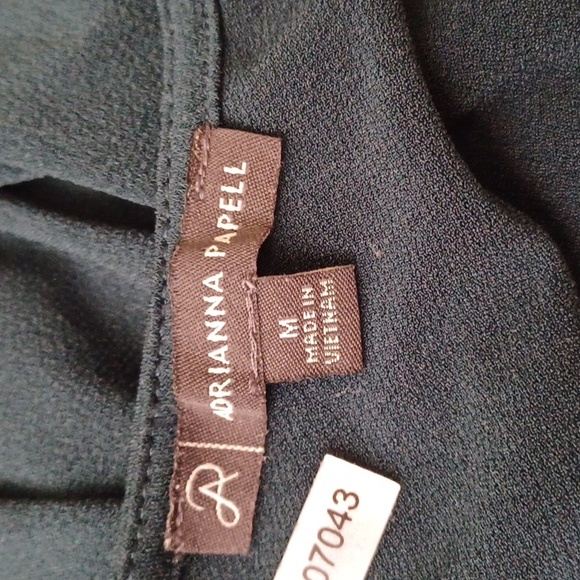 2/$70 Green Blouse - Size Medium - Picture 7 of 8